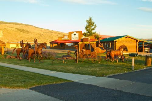 Cody Cowboy Village - 출입구