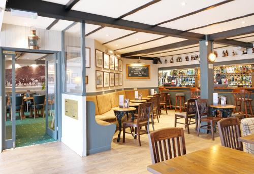 Brendon Arms - image 8
