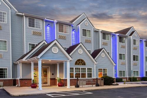 Microtel Inn & Suites by Wyndham Lillington/Campbell University