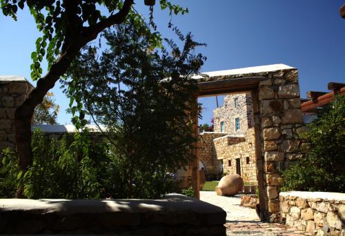 Eirini Luxury Hotel Villas 2