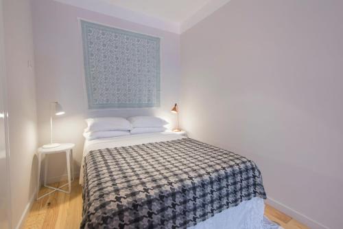  LovelyStay - Sunny Designer Apartment with River Views in Lissabon
