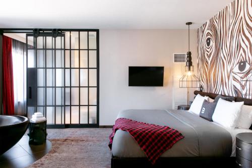 room detail thumbnail 0