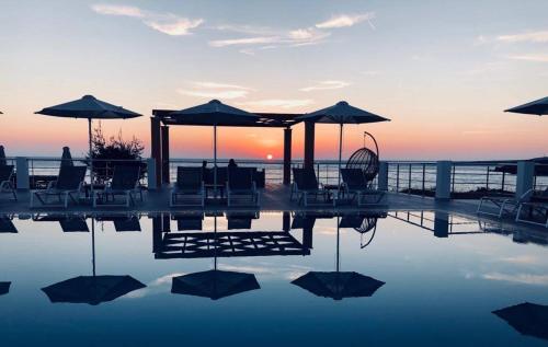 Remetzo Village Hotel de charme Ákra Akrotíri
