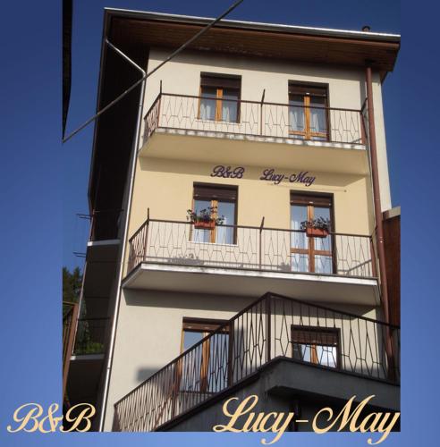  LucyMay, Pension in Trivero