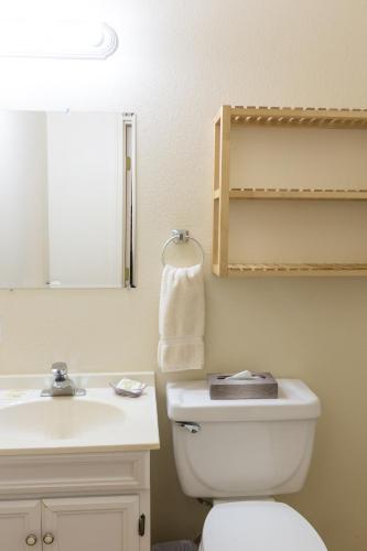 Hotel Cathlamet - image 4