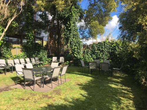 Kert, Colac Central Motel in Colac