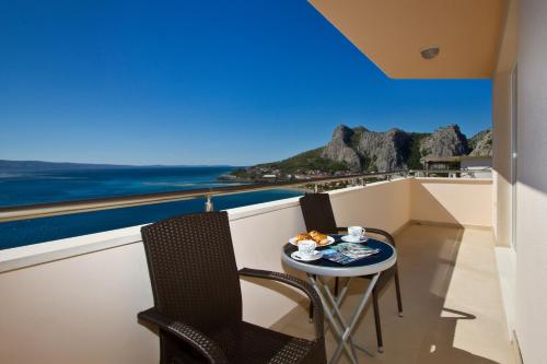B&B Omiš - Villa Omis Michy - family house for big and small groups - Bed and Breakfast Omiš