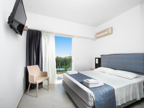 Lymberia Hotel Stop at Lymberia Hotel to discover the wonders of Rhodes. Featuring a complete list of amenities, guests will find their stay at the property a comfortable one. Service-minded staff will welcome and g