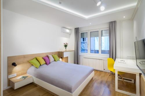 Delights Apartment Belgrade - image 14