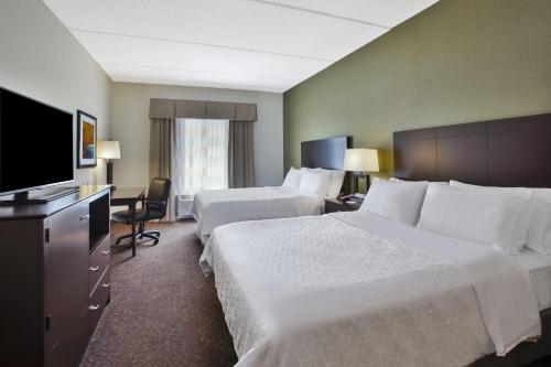 Holiday Inn Express & Suites Geneva Finger Lakes, an IHG Hotel in Geneva, USA