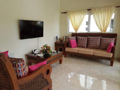 12 Cinnamon Garden Villas-Plantation