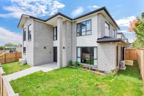 Harmony Haven is close to airport photo 1