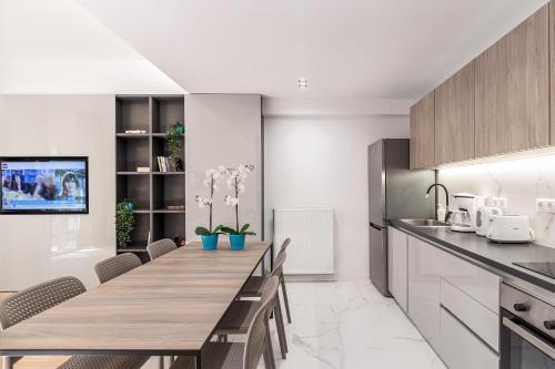 Stylish Formionos Apartment - image 5