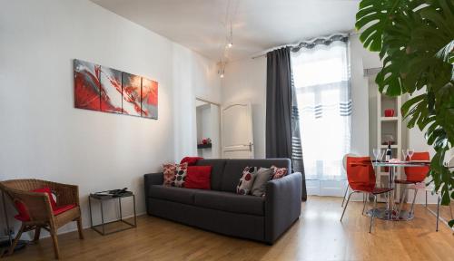 Hibiscus Apartment