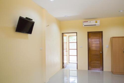 %name Romchalee Apartment(รมย์ชลี อพาร์ทเมนท์) กาญจนบุรี