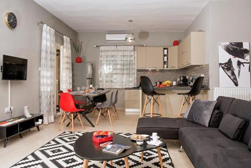  YEZ! DELUXE APARTMENT NEAR CORFU TOWN in Korfu-Stadt