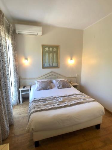 Double Room with Hill view and Sea view
