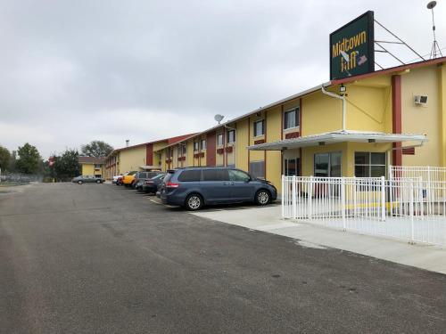 Midtown Inn - 숙소 외관
