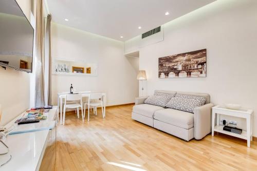 ELICAL Luxury Apartments, Rzym (zdjęcie 4)