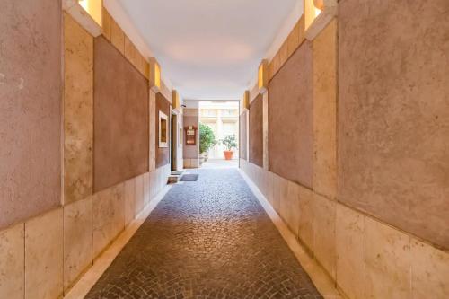 ELICAL Luxury Apartments, Rzym (zdjęcie 8)