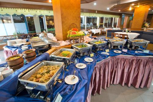 Food and beverages, Charoen Hotel in Udon Thani