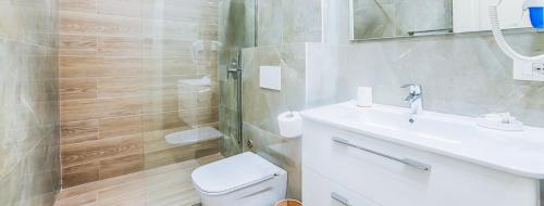 Hotel Adriatik 2 – Durres, AL