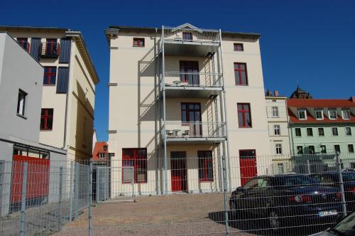 斯特拉德公寓 斯特拉德公寓