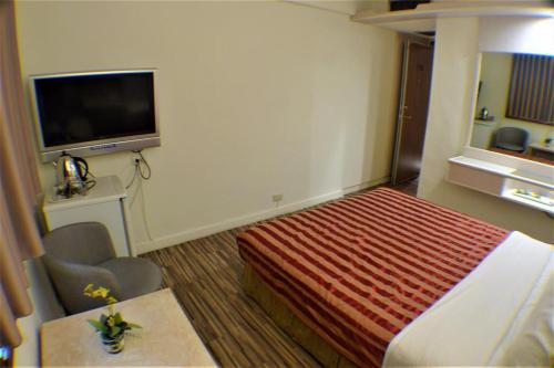 Lo Fo Hotel - image 5