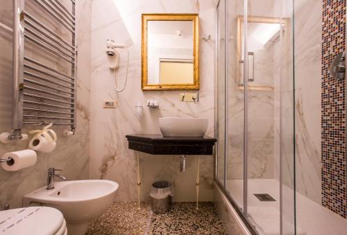Trastevere Royal Suite Trilussa - image 12