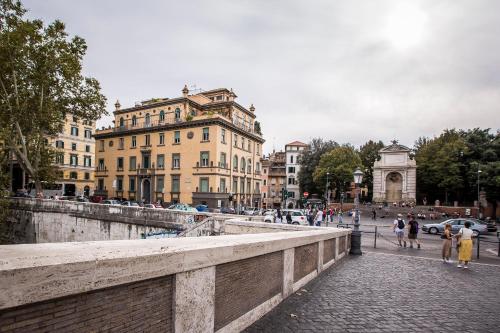 Trastevere Royal Suite