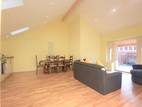 virtuve, The White Lady in Worstead