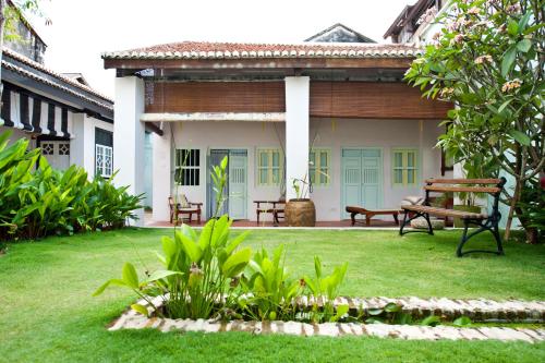 23 Love Lane Hotel, George Town
