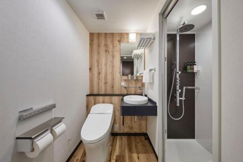 Superior Double Room - Non-Smoking image 5