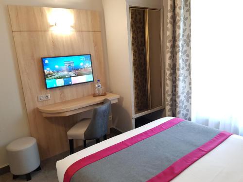 Hotel Champerret Elysees - image 8