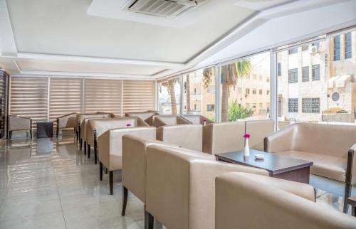 مطعم, 360 Hotel By FHM in عمان الغربية