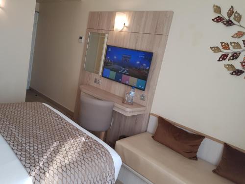 Hotel Champerret Elysees - image 4