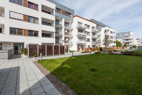 One-Bedroom Apartment image 1