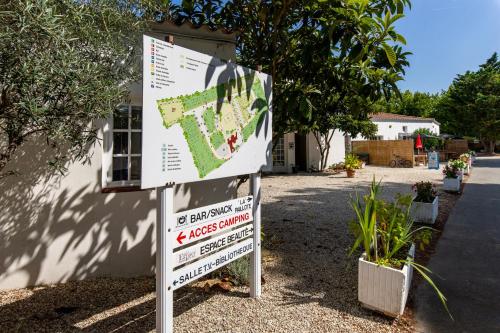 Camping Les Maraises - image 10