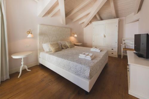 Villa Lilla sulla Spiaggia di San Vincenzo LUXURY