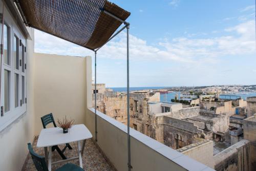 Penthouse Apartment with Terrace - 4th Floor  image 8