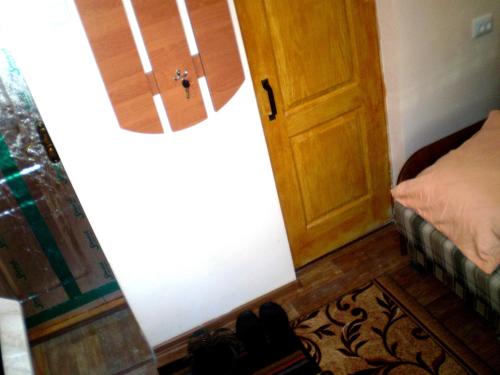 МИНИ СТУДИЯ центр Николаева Соборной-Макарова Макдональдс WI-FI 1 диван 2 этаж