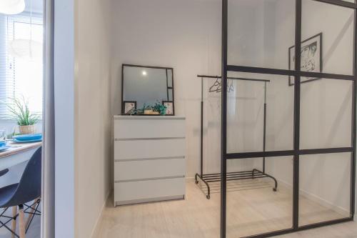 PRECIOSO APT DISEÑO 2 HAB SEVILLA, Sevilla (Foto 6)