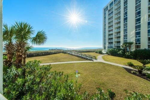 Shoreline Towers 1024 by RealJoy Vacations - image 8