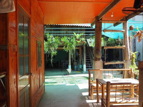 Co's House