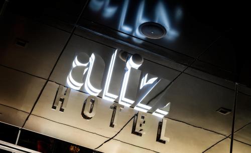 Aliz Hotel Times Square - image 7