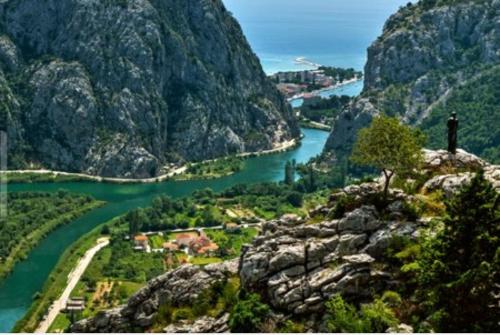 Apartment MARI in Omis