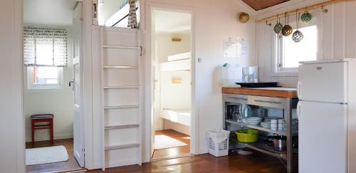 Norwegian Wild Room Type - Strandstuen-Shared bathroom