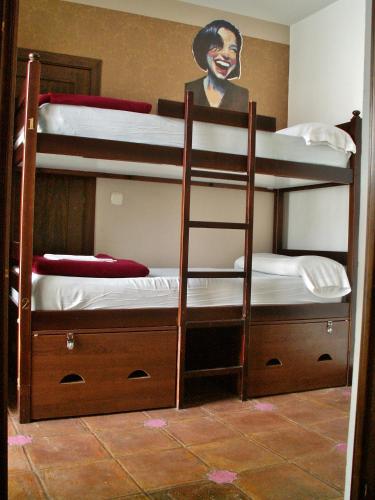 Oasis Backpackers' Hostel Granada - image 2