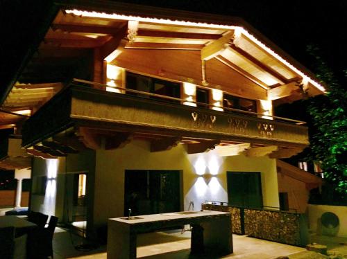 Chalet Tannweg Echtes Ski In & Out in Sankt Johann in Tirol