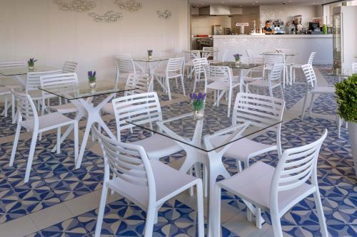 Hotel Cala Font - image 10
